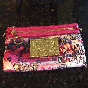 Wristlet